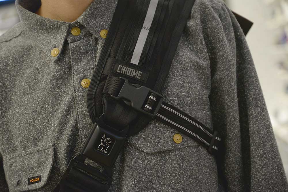 クローム ミニメトロ メッセンジャーバッグ スニーカー通販