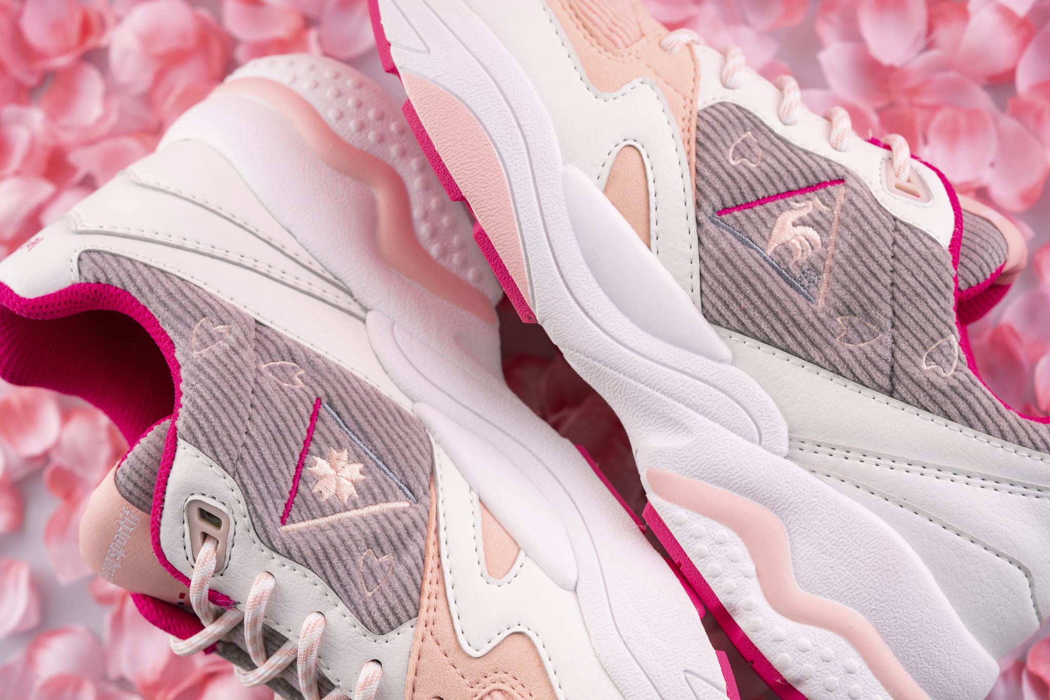 ルコックスポルティフ le coq sportif LCS R1800 -HANAMI-