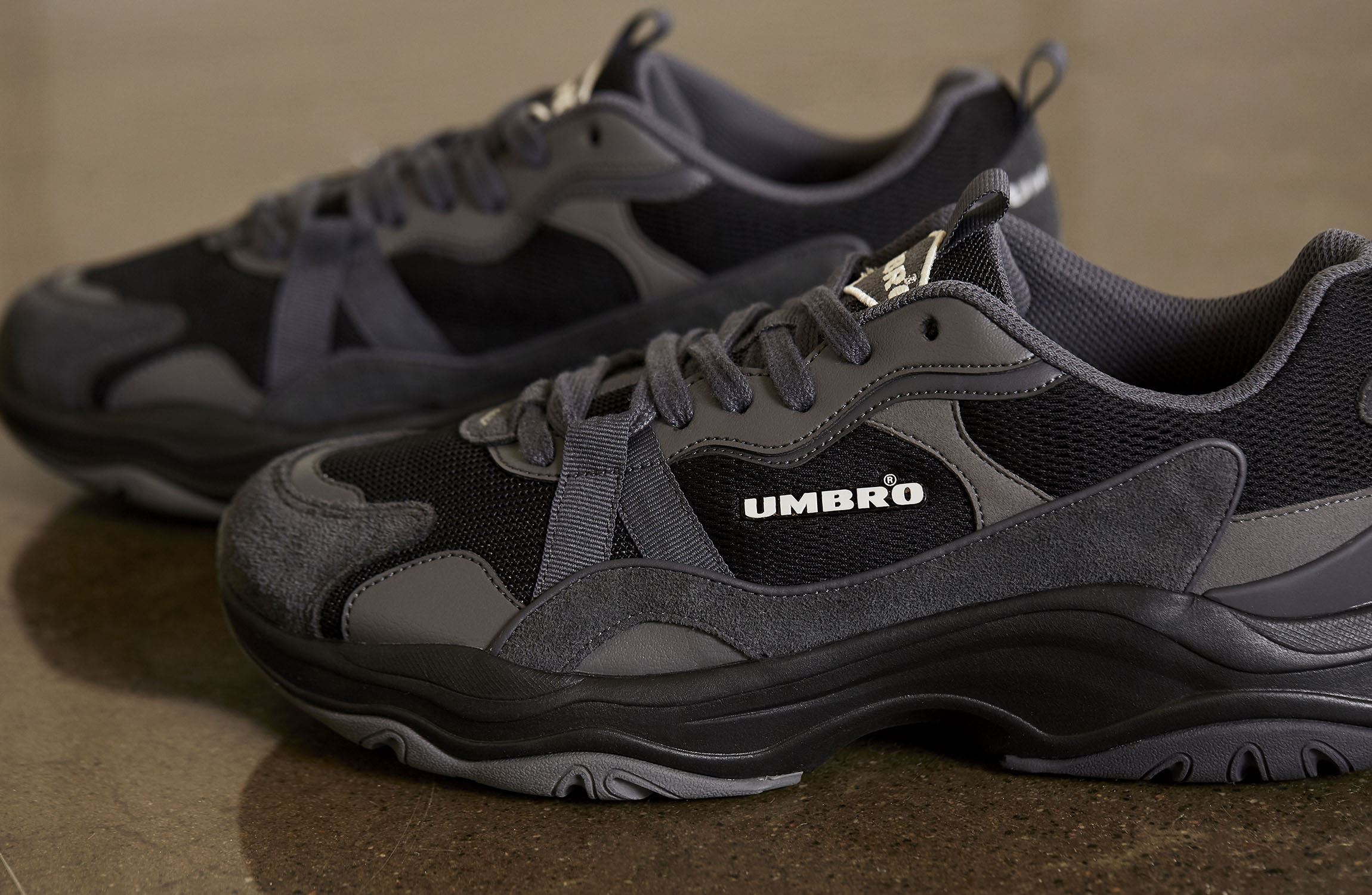 アンブロ バンピーニューボーン UMBRO BUMPY NEWBORN