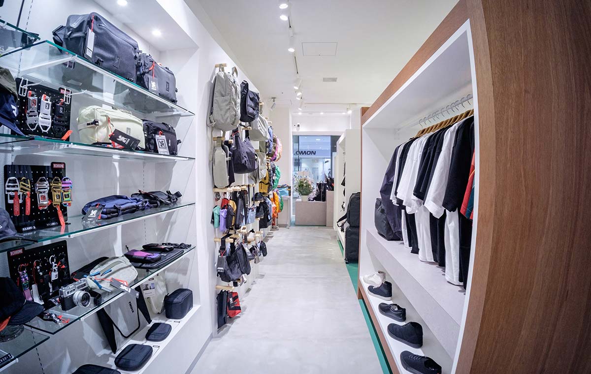 大阪天王寺、阿倍野の靴屋スニーカーショップBOSTONCLUB あべのHOOP店