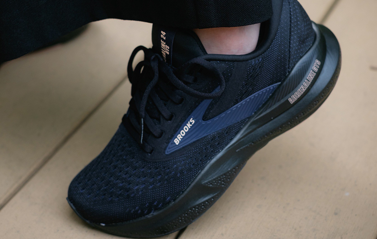 BROOKS（ブルックス）