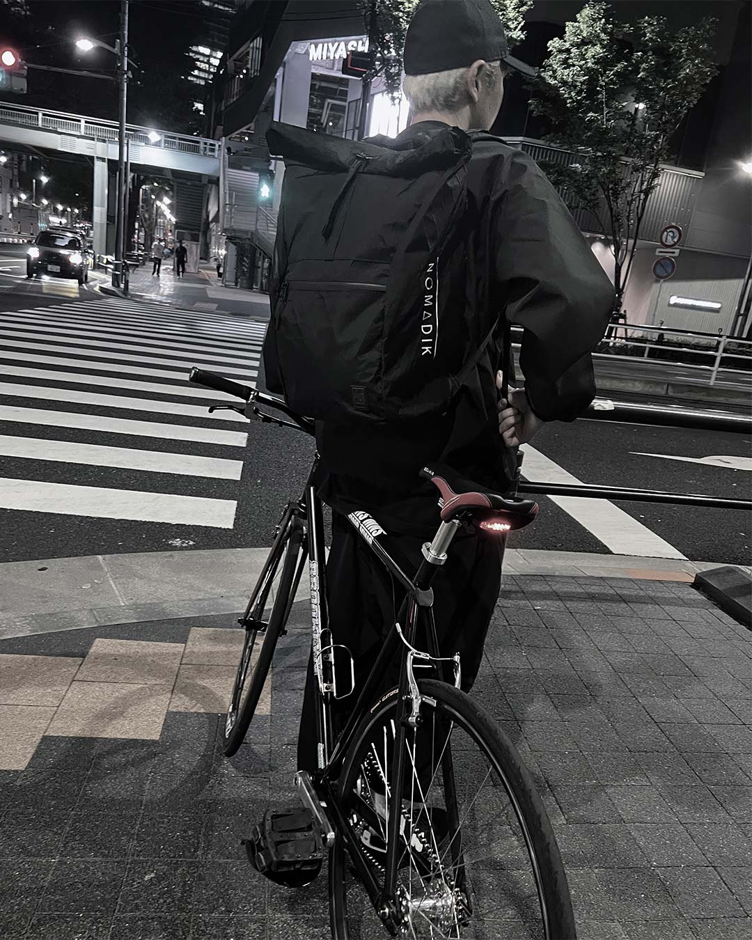 CHROME × NOMADIK YALTA 3.0 スニーカー通販 | 大阪梅田、天王寺