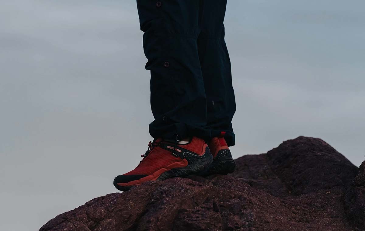 メレル カメレオン ストームリダックスJPゴアテックス MERRELL CHAMELEON STORM REDUX JAPAN GORE-TEX EMBER エンバー メンズ レディース スニーカー J000056861