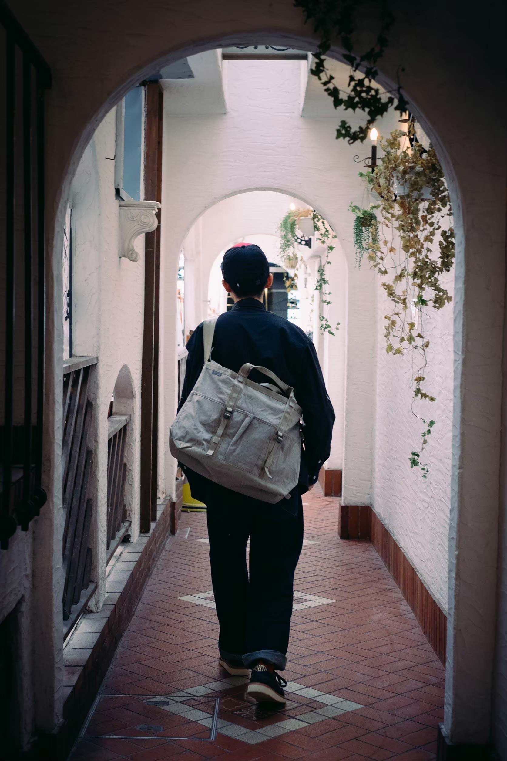 GROCERY TOTE MSNGR 28L(グローサリー トート メッセンジャー