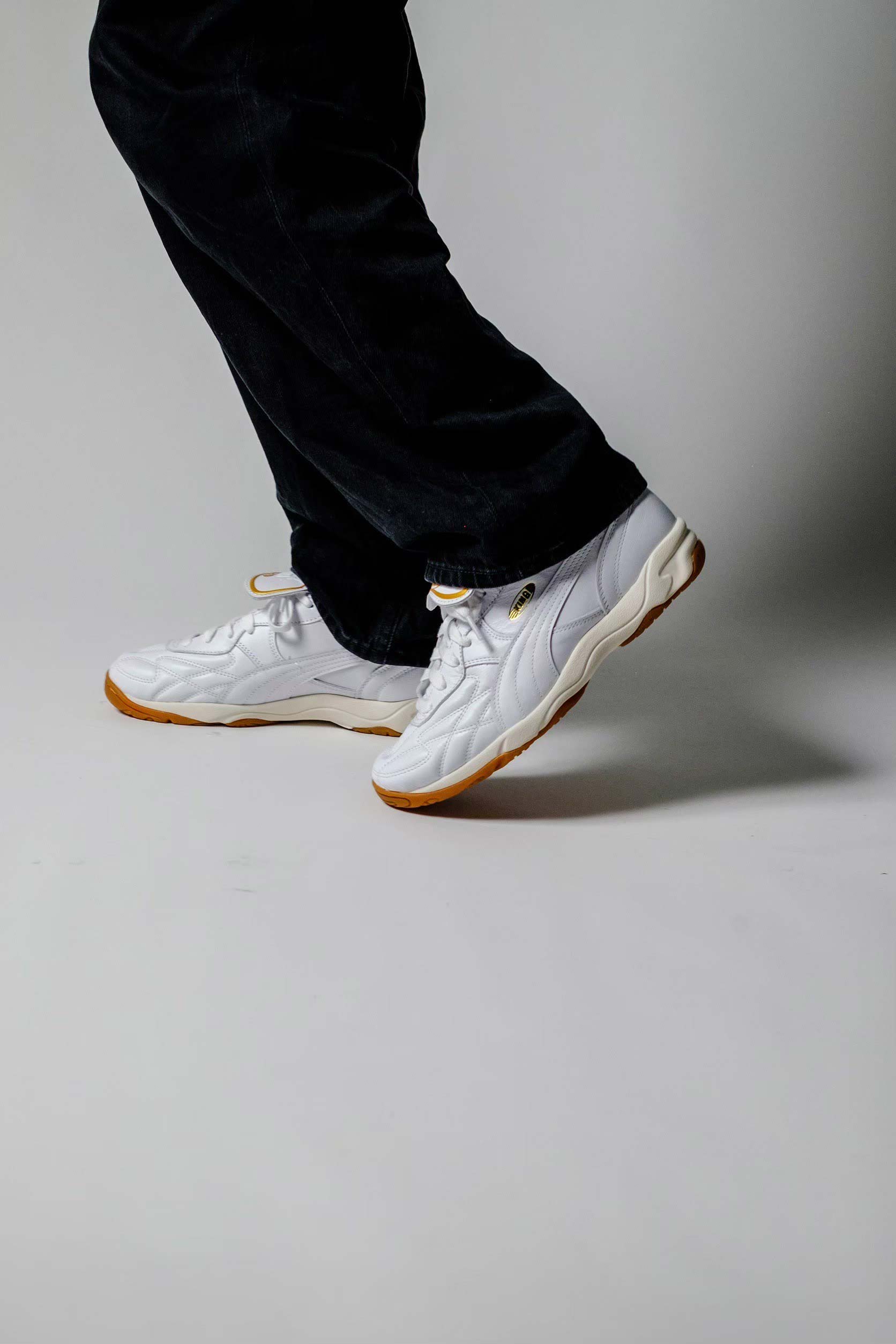 【関税込み】PUMA ホワイト King Indoor スニーカー Puma Men's King Indoor PUMA White/Frosted Ivory – West NYC