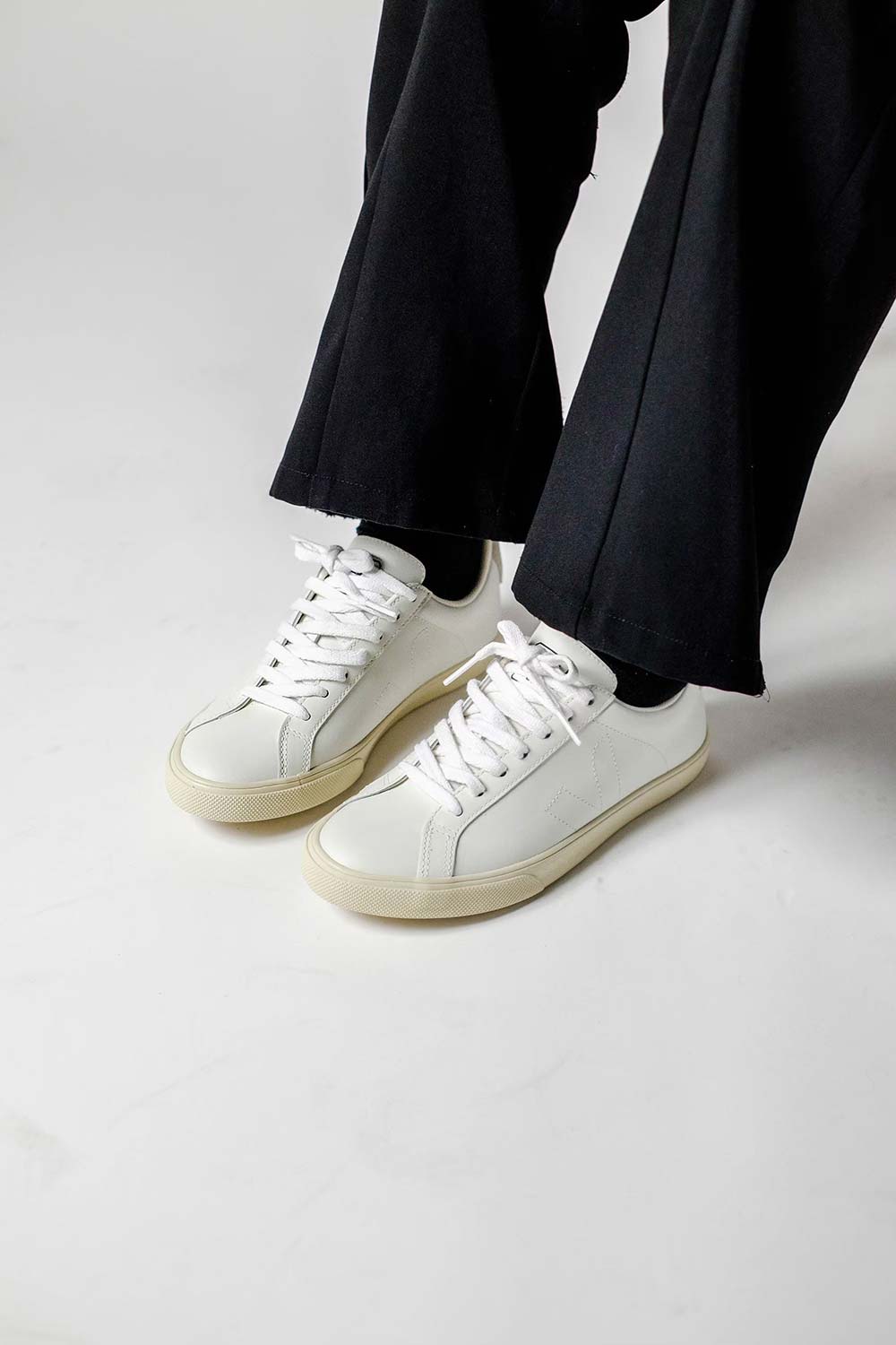 VEJA エスプラーロゴレザー 白&サブレ #38 VEJA エスプラーロゴレザー 白&サブレ #38 靴