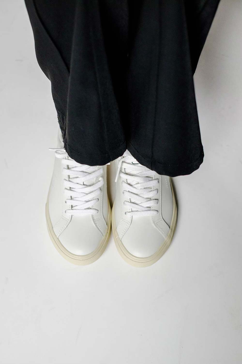 ヴェジャ エスプラー レザー VEJA ESPLAR LEATHER EXTRA WHITE