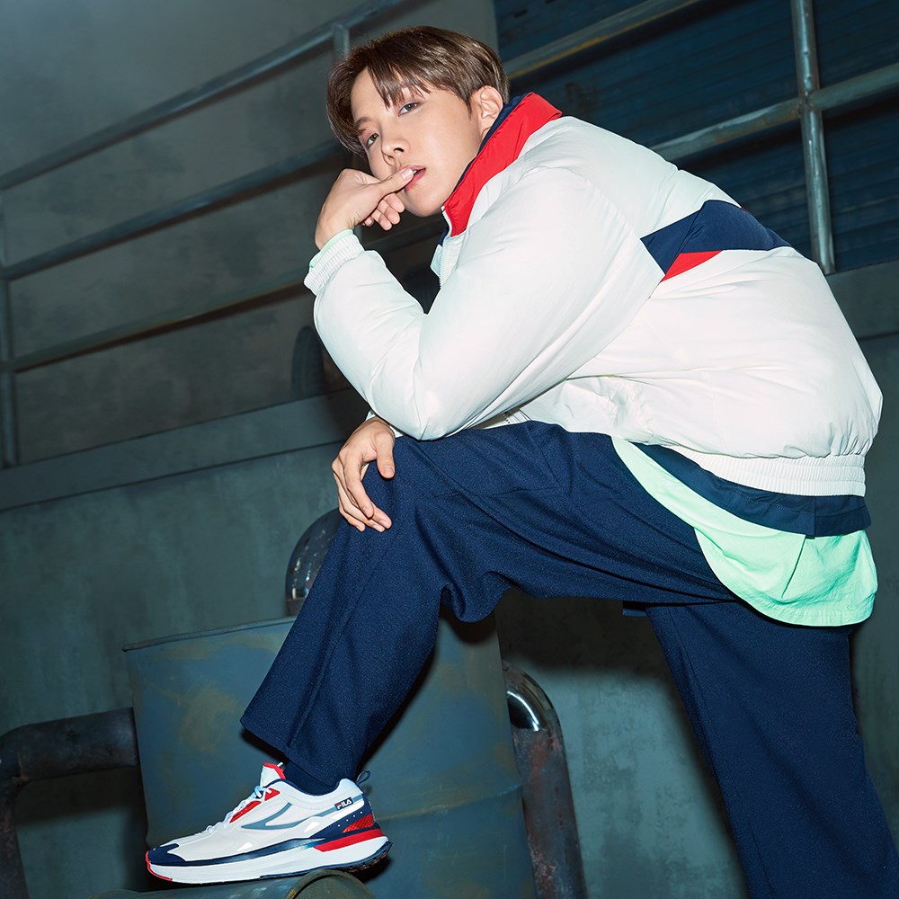 FILA フィラ BTS 防弾少年団